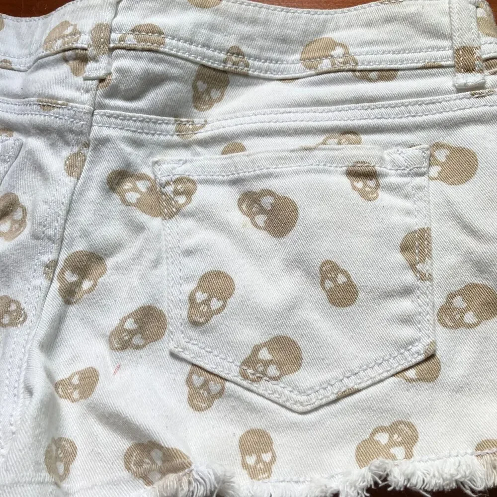 SKULL Shorty Shorts by No Boundaries Frayed Distressed Womens Size 11 - Picture 9 of 13